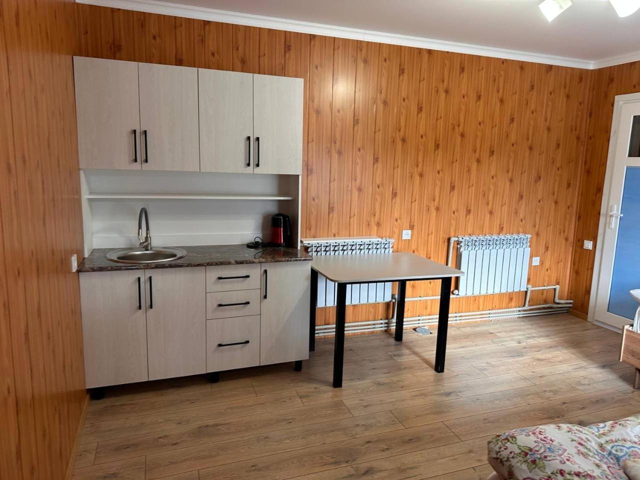 Pamko Bed & Breakfast Naryn Exterior foto